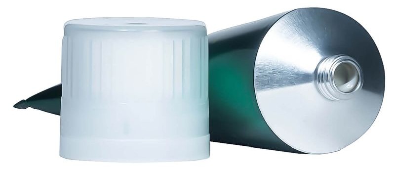 Contains soothing aloe vera and nourishing nutrients