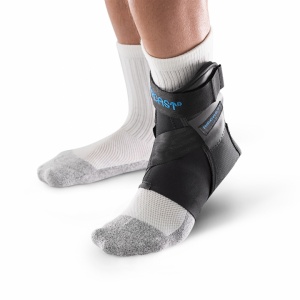 AirCast A60 Ankle Brace Mens Foot Support Breathable Fabric 